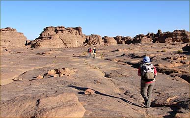 Trekking désert destinations lointaines